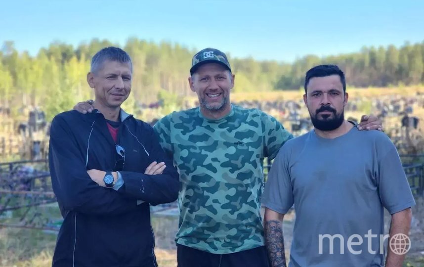    Константин с коллегами предоставлено героем публикации.предоставлено героем публикации