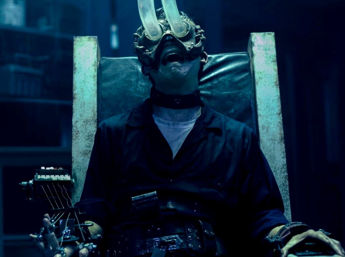 Триллер, ужасы. США, Мексика, Канада. В главных ролях: Тобин Белл, Шоуни Смит, Сюннёве Макоди Лунд, Стивен Брэнд.