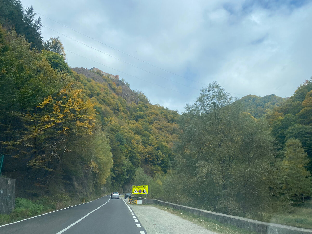 Transfagarasan - самая красивая дорога Румынии и место встречи с медведями!  | Прыжок в Пустоту | Дзен