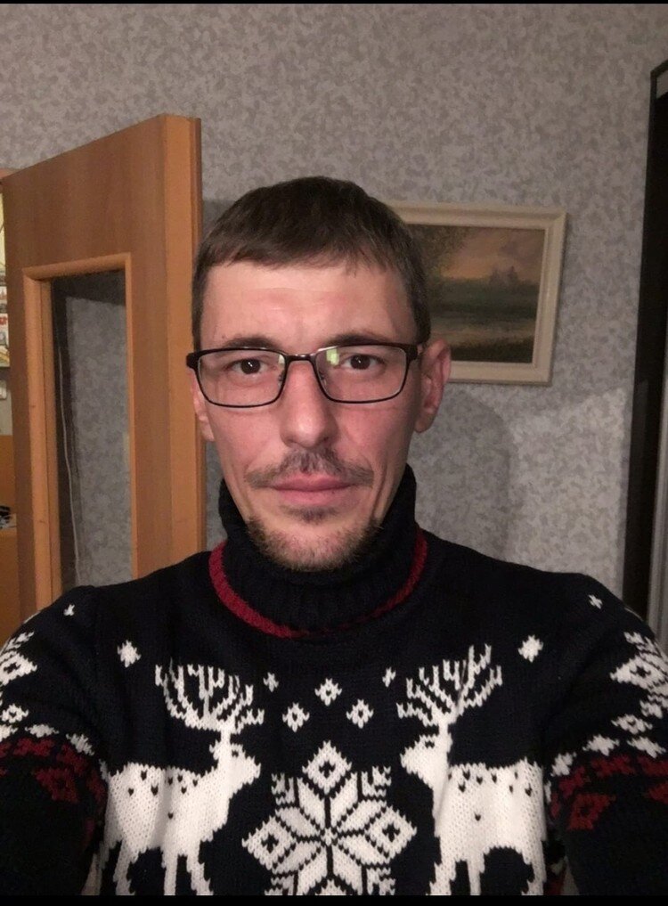 Александр Назаров