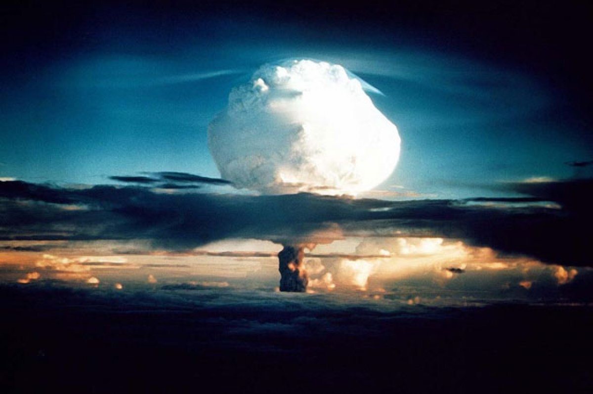    Bloomberg: действия США на ядерном полигоне приведут к гонке вооружений