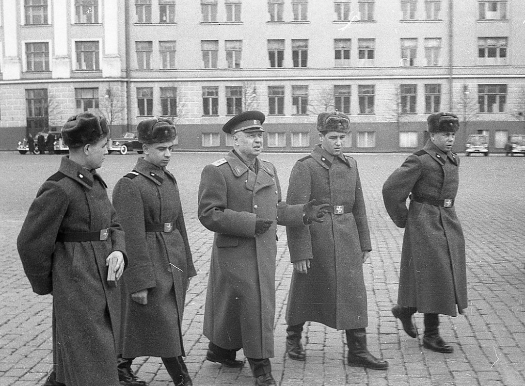 Федотов, Зиганшин, начальник ГлавПУРа генерал армии Ф.И.Голиков, Поплавский, Крючковский. Москва, март 1960 года