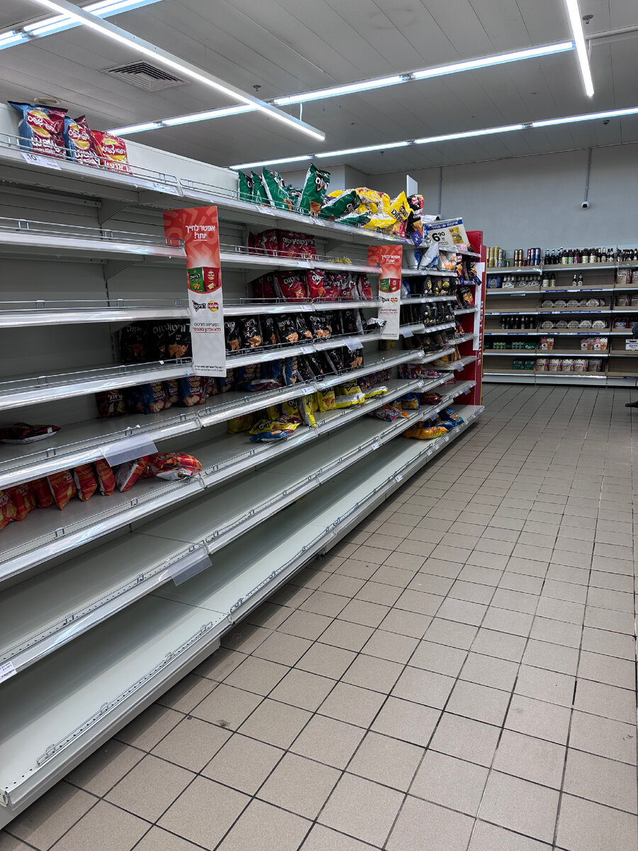 В одном из магазинов в первые 2 дня с начала войны