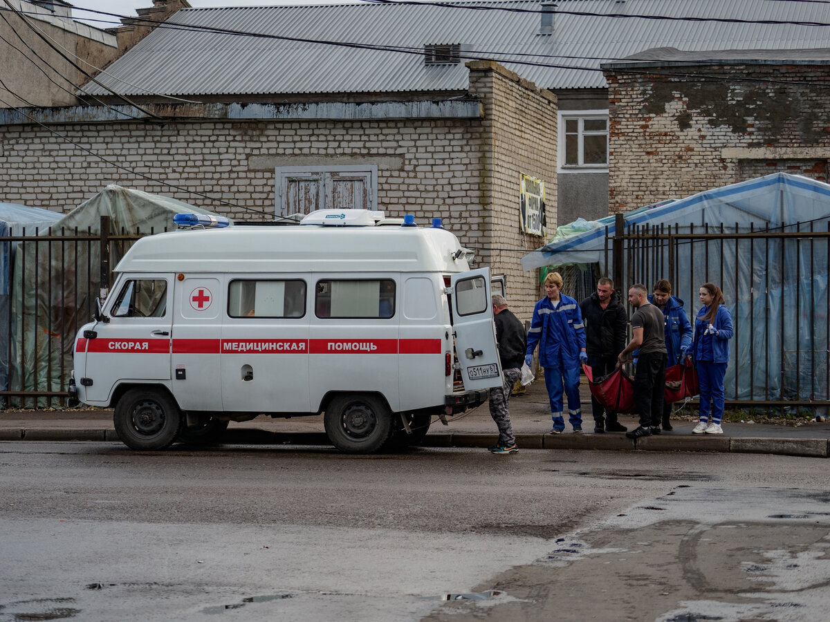 Собраны номера телефонов поликлиник и неотложек в Смоленске | Readovka67.ru  | Дзен