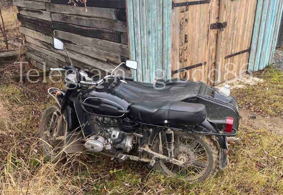    В Югре мотоциклист без прав пострадал в ДТП