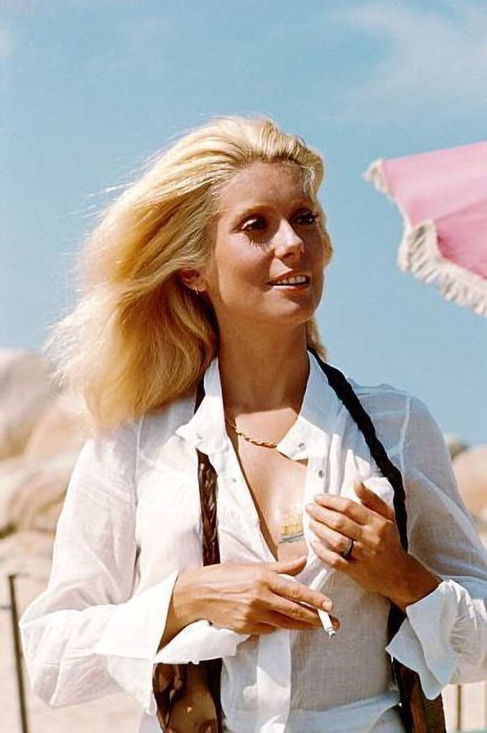 Обнаженная Катрин Денев (Catherine Deneuve) 1 видео