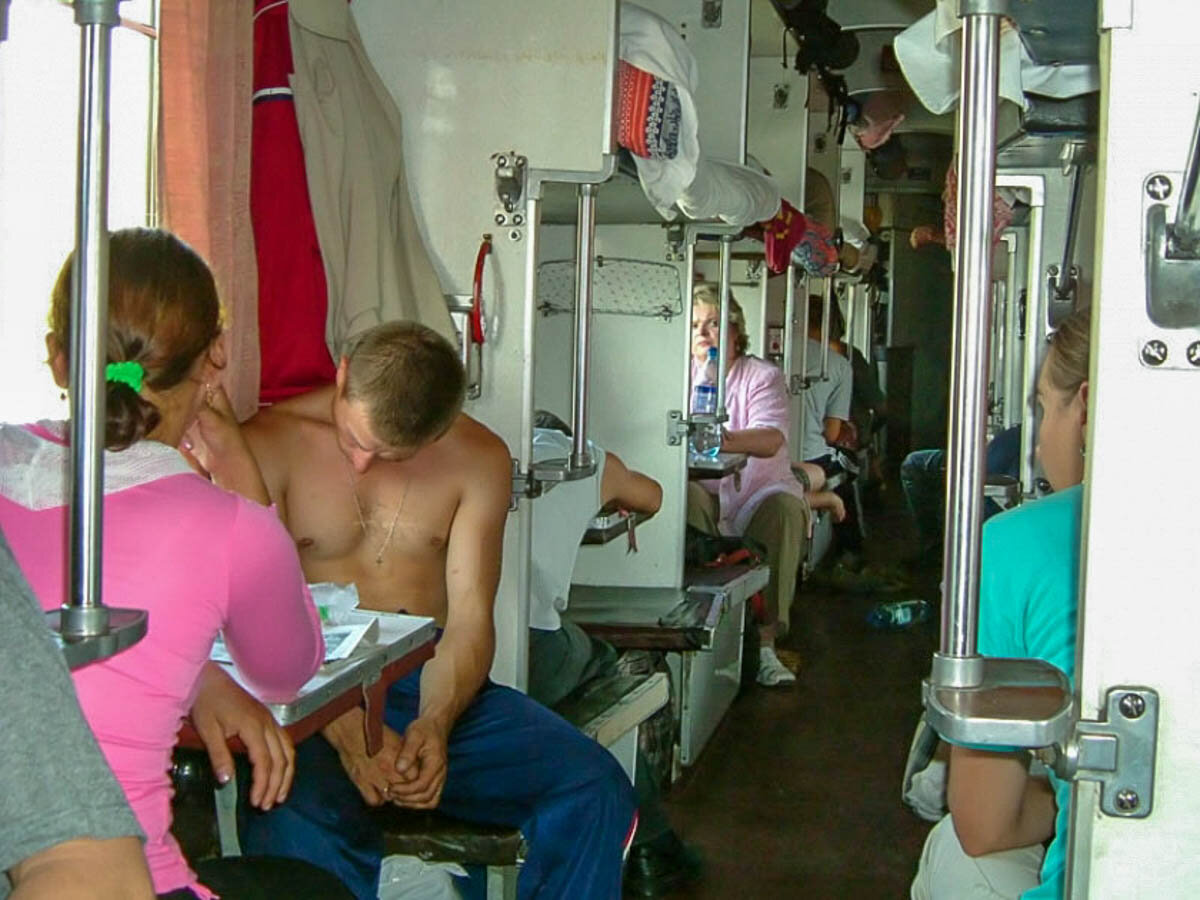 полка у туалета плацкарт