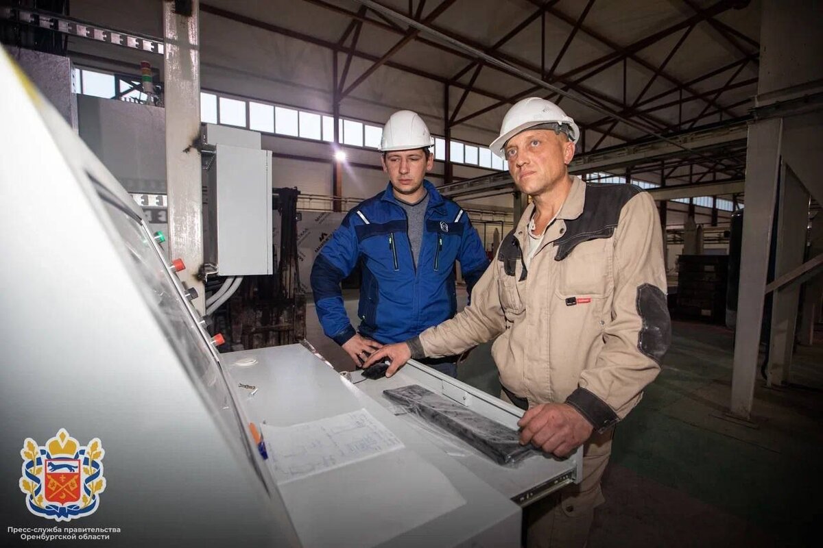  📷    Денис Паслер оценил возможности нового производства на Новотроицком содовом заводе Кристина Просвиркина