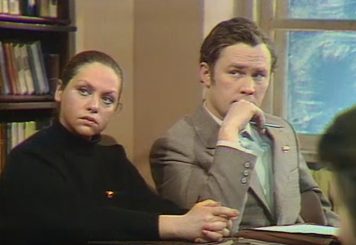 Кадр из телеспектакля "Персональное дело" (1975)