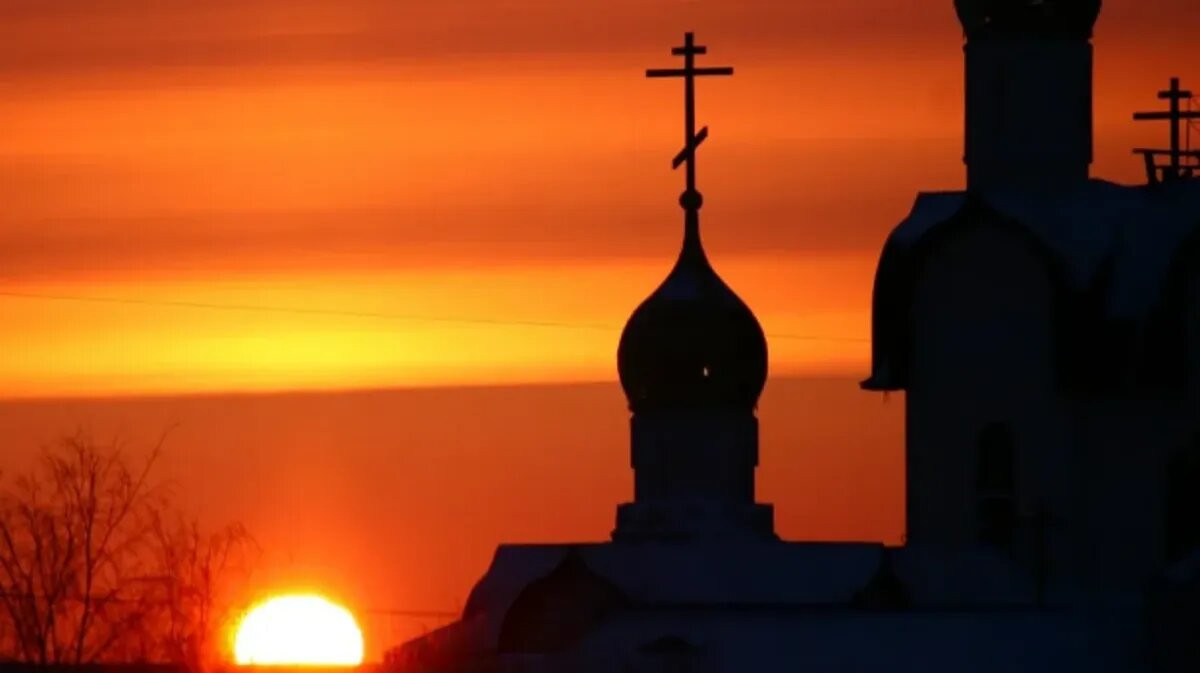 Храм на закате. Фото: stylishbag.ru