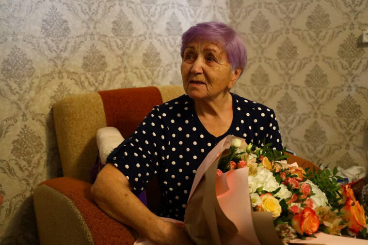   Жительнице Кургана подарили телевизор в качестве извинений за потопы в квартире