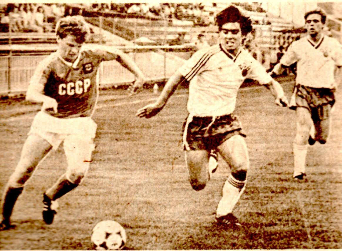 Фридек-Мистек. Полуфинальная встреча юношеских сборных команд СССР и ГДР. В атаке Сергей Кирьяков. 