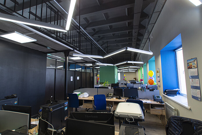 За 10 лет развития специалисты FAROS LED аккумулировали значительные профессиональные компетенции в сфере офисного освещения.-2