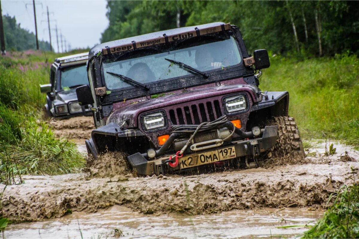 jeep wrangler на бездорожье