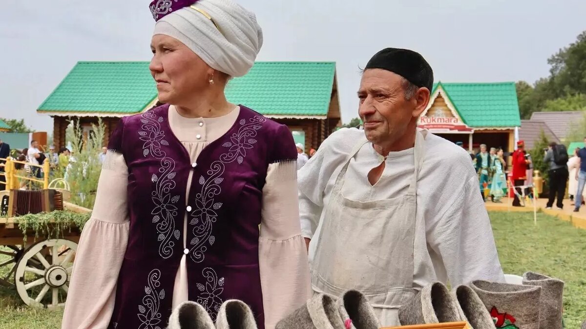     Комиссии при главе Татарстана по вопросам сохранения, развития татарского языка и родных языков представителей народов, проживающих в РТ, показали медиапроекты, которые направлены на сохранение родных языков. Об этом пишет «Татар-информ».