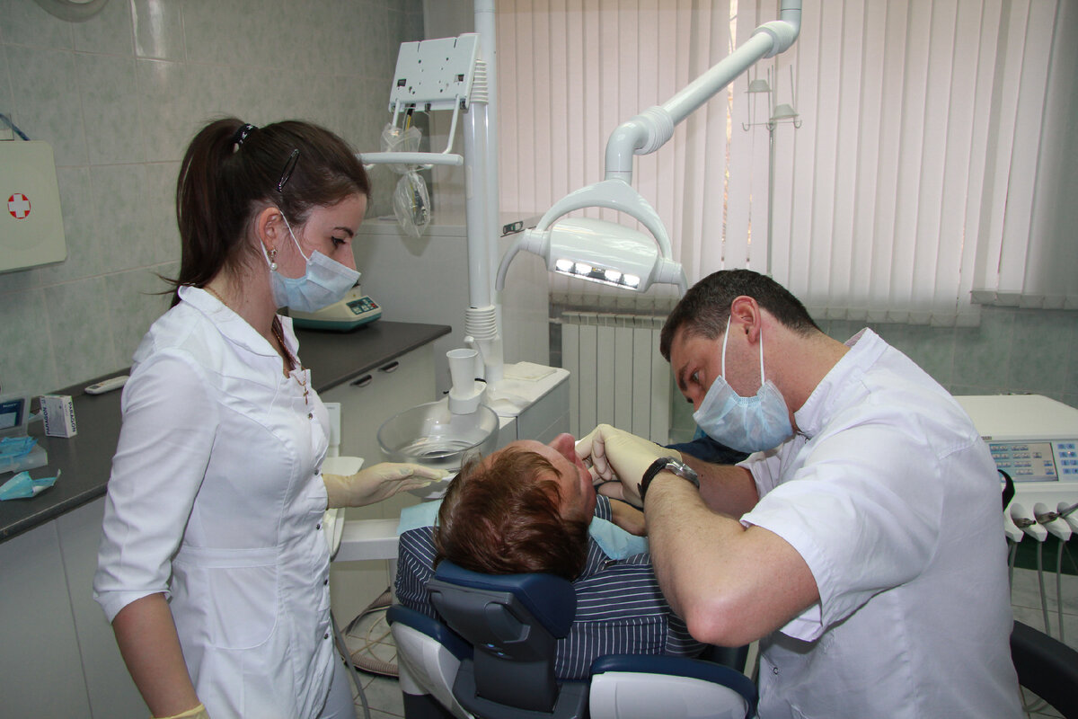 Осмотр полости рта