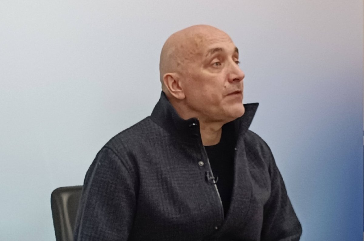    Захар Прилепин не собирается выходить из партии «СР - За правду»