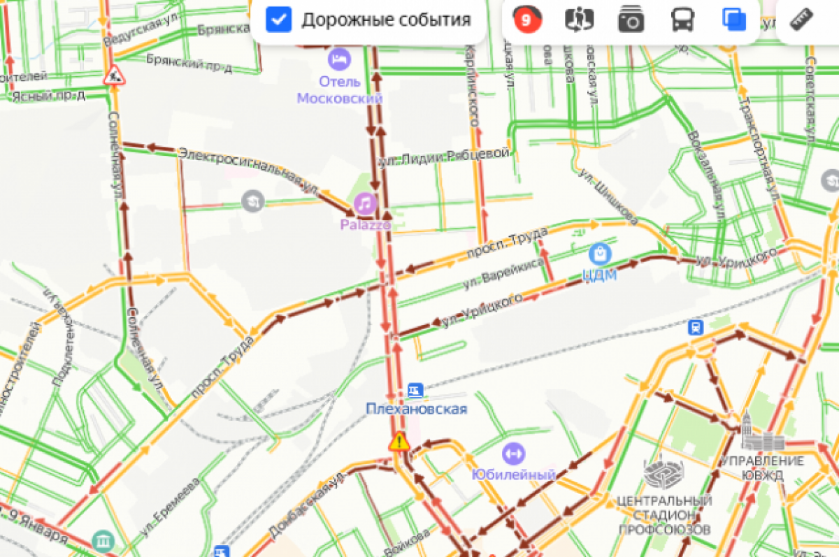    В пятницу вечером Воронеж встал в девятибалльных пробках