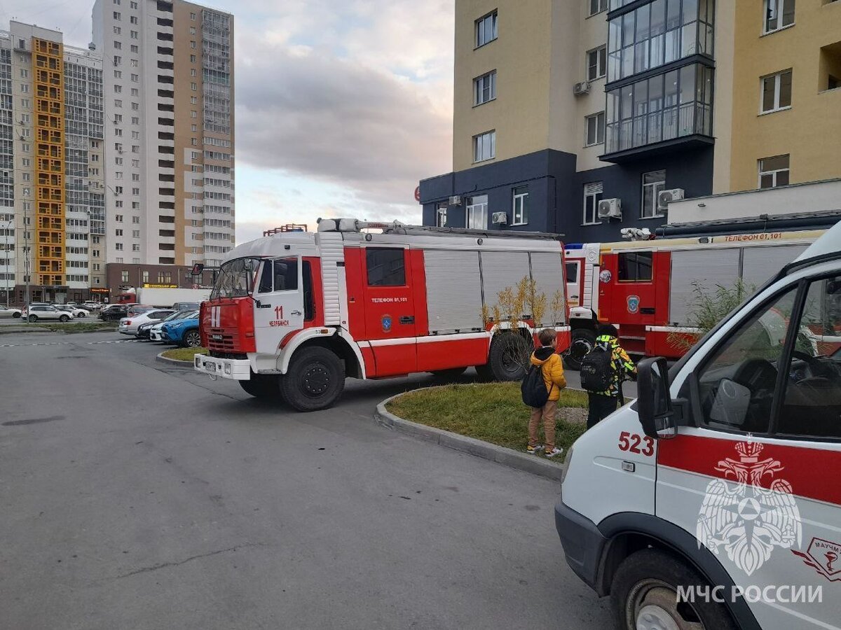 В Челябинске из-за палочки с благовониями загорелась квартира | МК-Урал  Челябинск | Дзен