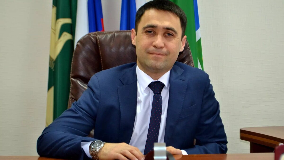     Решение об уходе сити-менеджер прокомментировал на своей странице в соцсетях.