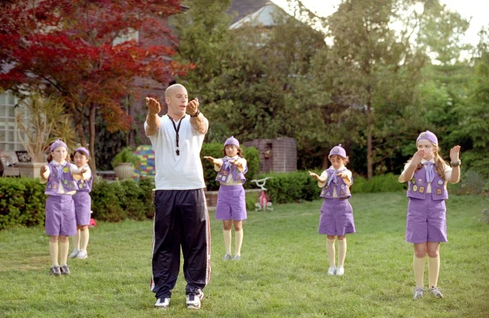 Лысый нянька