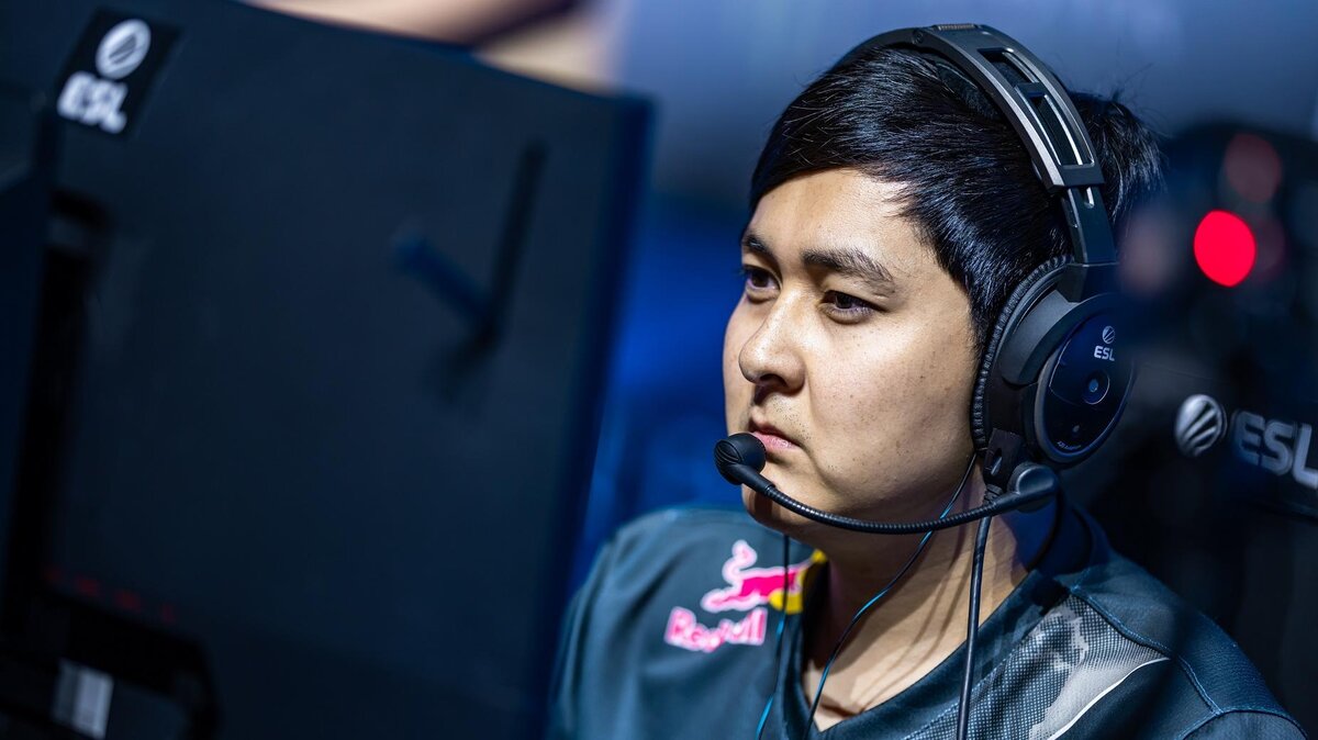     Абай HObbit Хасенов