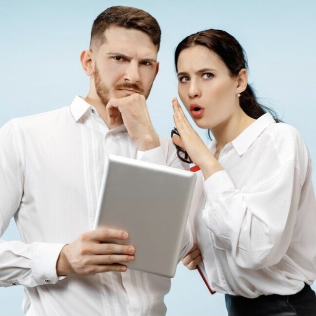 "Манипуляция — это вид психологического воздействия, при котором один человек принуждает другого к какому-либо действию при помощи скрытой обманной тактики и получает от этого действия выгоду." 