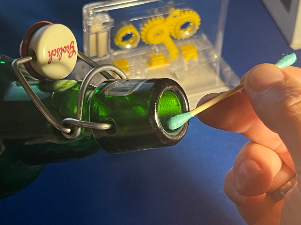 Вата, спирт