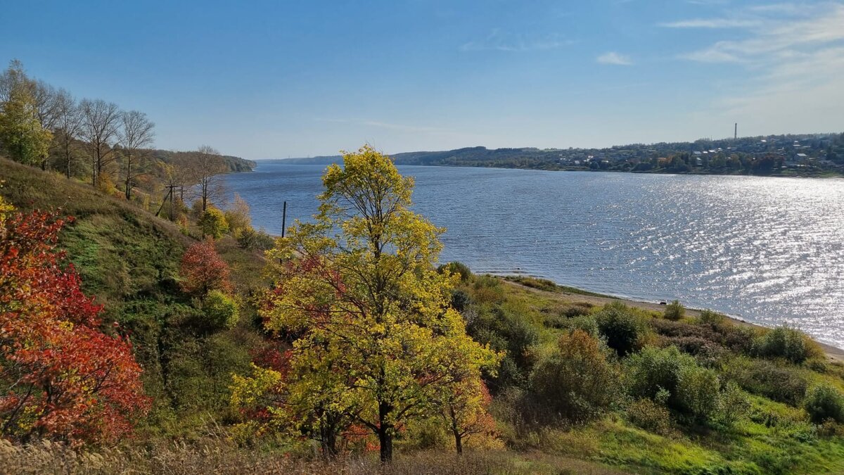 Вид с Романовской стороны
