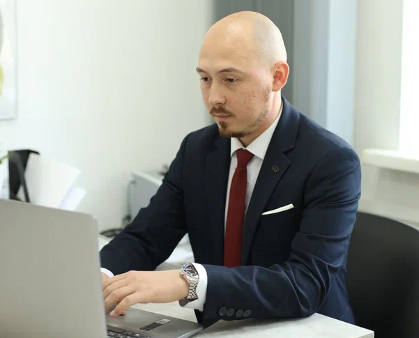 Юристы компании Повесток.нет готовы ответить на все вопросы, которые связаны с постановкой на воинский учет, с призывом и со службой в армии. 