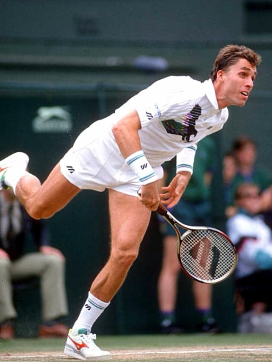 Mizuno deals ivan lendl