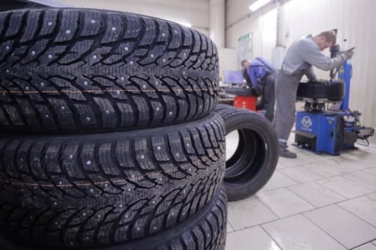    В Новосибирске полиция призвала водителей авто поскорее сменить резину