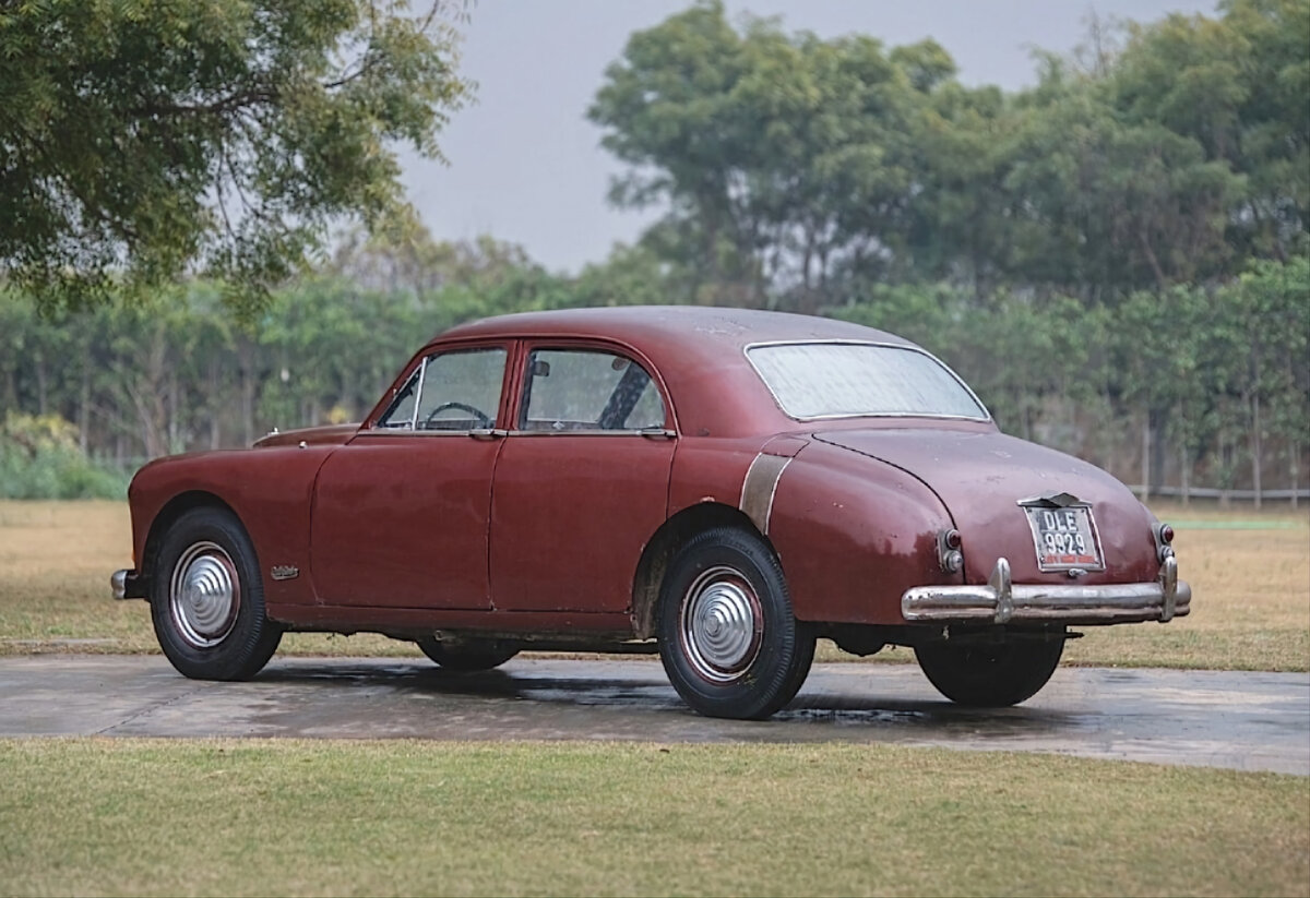 Riley Pathfinder