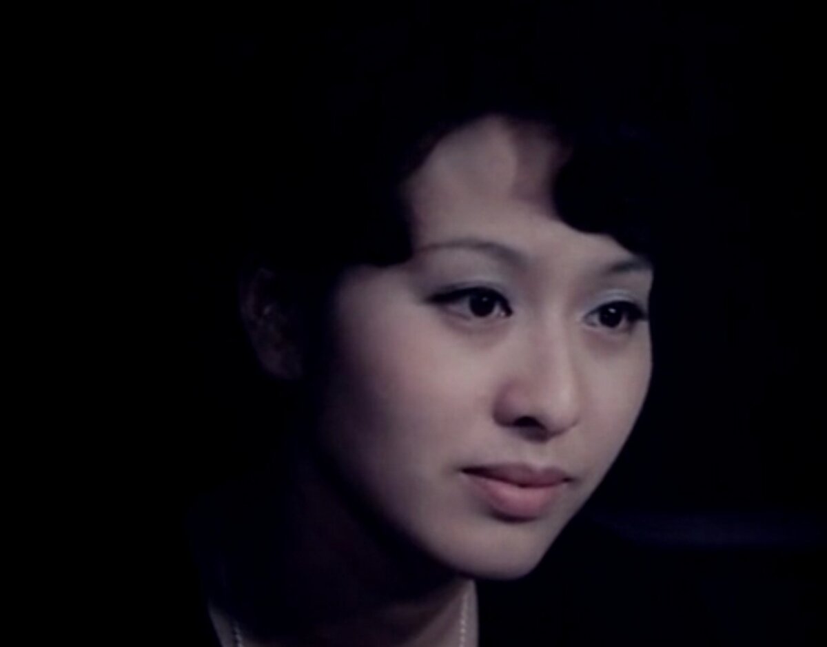 Комаки Курихара в фильме "Мелодии белой ночи"