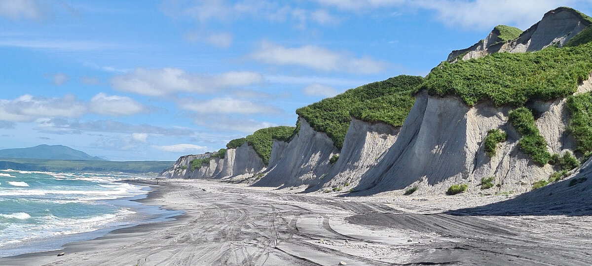 Побережье залива Простор. Белые скалы