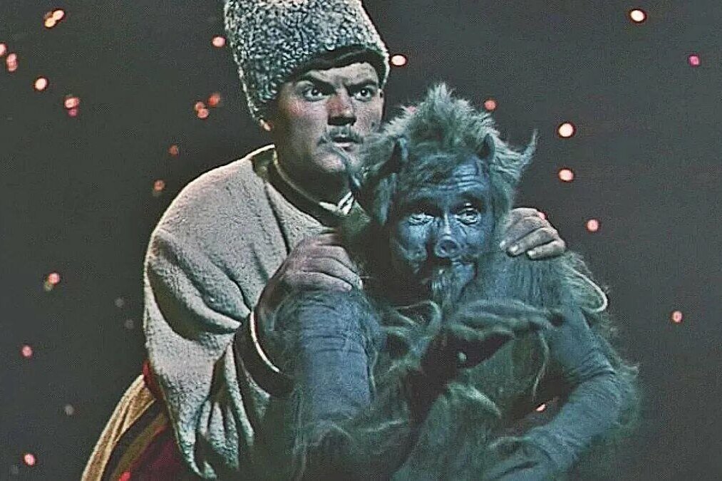     Как правильно: "черт побери" или "черт подери"? А ведь раньше это выражение звучало несколько иначе!