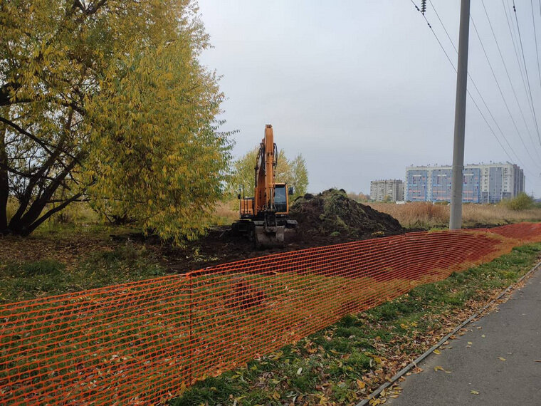    На участке начались земляные работы