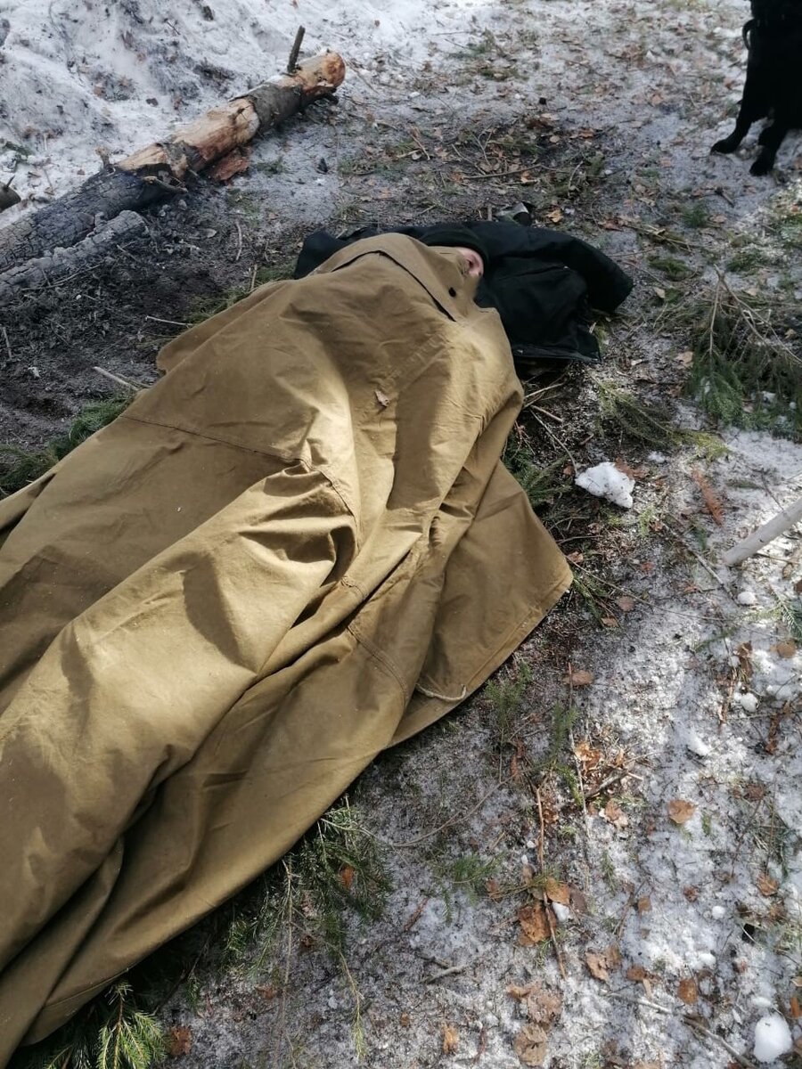 Отработка с курсантами ночлега без спальника и палатки. Изготовление "огненной кровати". Температура окружающей среды - 15С 