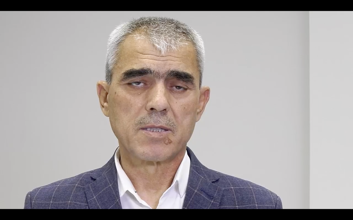 СУНАТУЛО НАЗРИЕВ. ФОТО: СТОП-КАДР ИЗ ВИДЕО "РЕГИОНАЛЬНАЯ НАЦИОНАЛЬНО-КУЛЬТУРНАЯ АВТОНОМИЯ ТАДЖИКОВ СО"