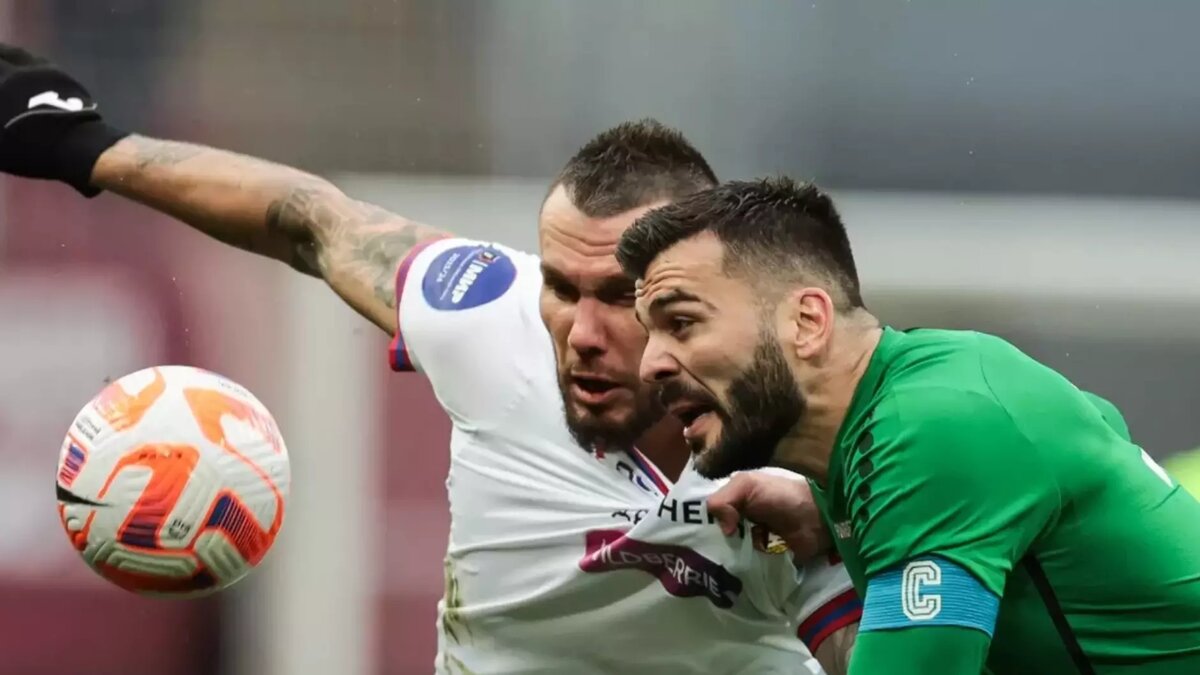     Казанский «Рубин» сыграл вничью с московским ЦСКА в домашнем матче 12-го тура Российской премьер-лиги (РПЛ) со счетом 0:0.