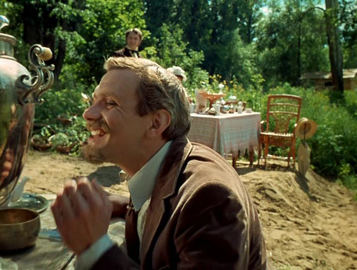 Неоконченная пьеса для механического пианино. 1976. Рейтинг фильма - 8,397. 365-е место в Золотой Тысяче.