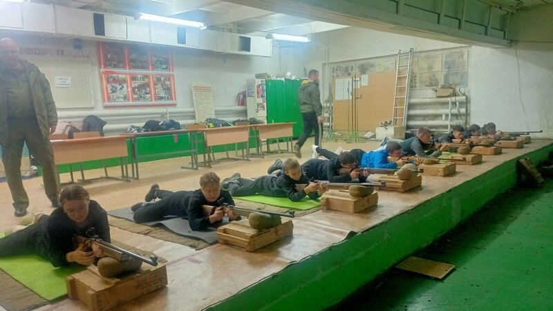    В Иванове проходят областные соревнования по пулевой стрельбе из малокалиберной винтовки