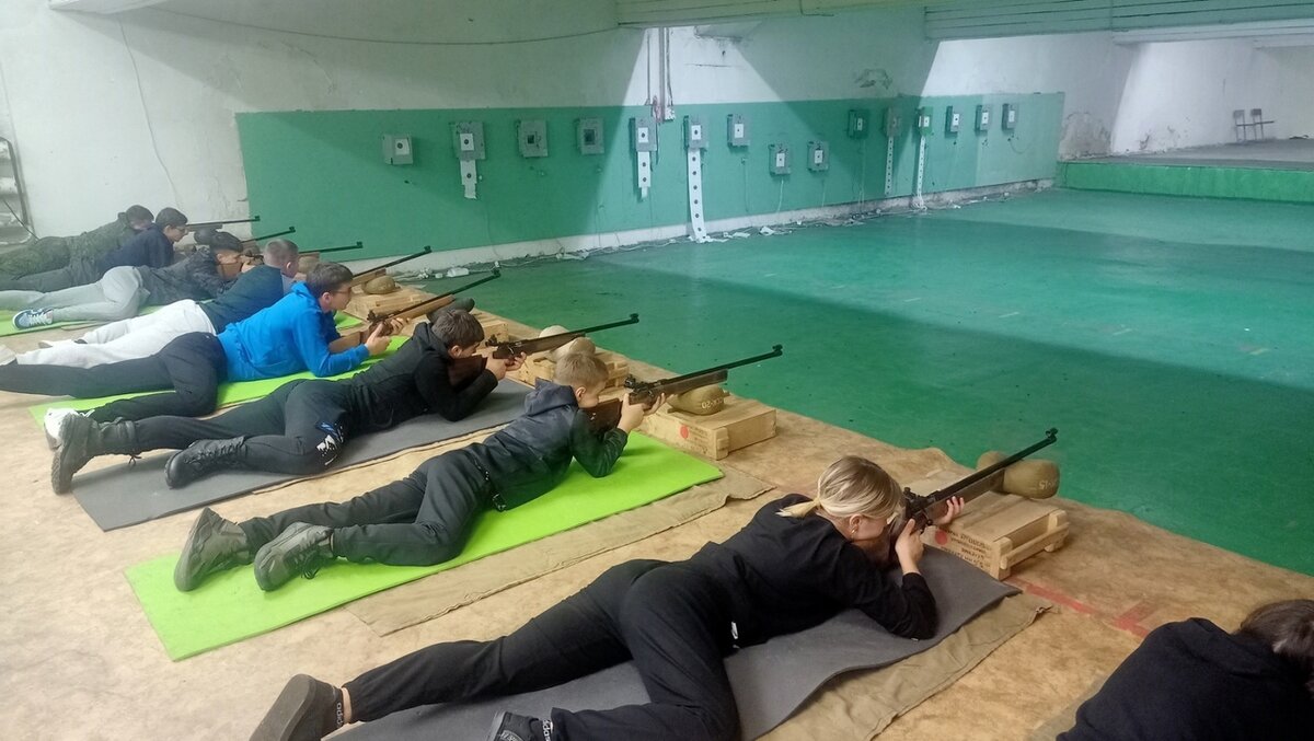    В Иванове проходят областные соревнования по пулевой стрельбе из малокалиберной винтовки