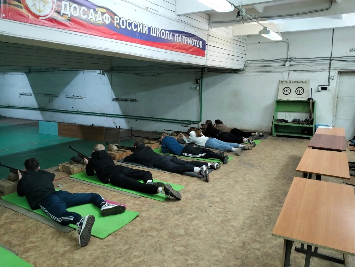    В Иванове проходят областные соревнования по пулевой стрельбе из малокалиберной винтовки