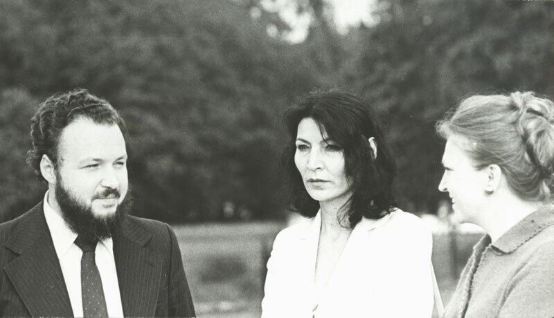 На фотографиях прошлых лет политические деятели нередко показывают себя с неожиданной стороны, что объясняется очень просто.-14