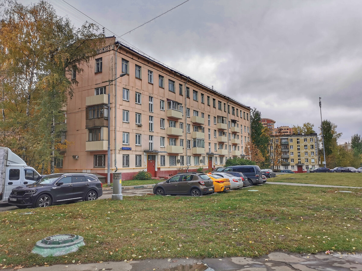 Улица Народного Ополчения, дом 10 корпус 1.