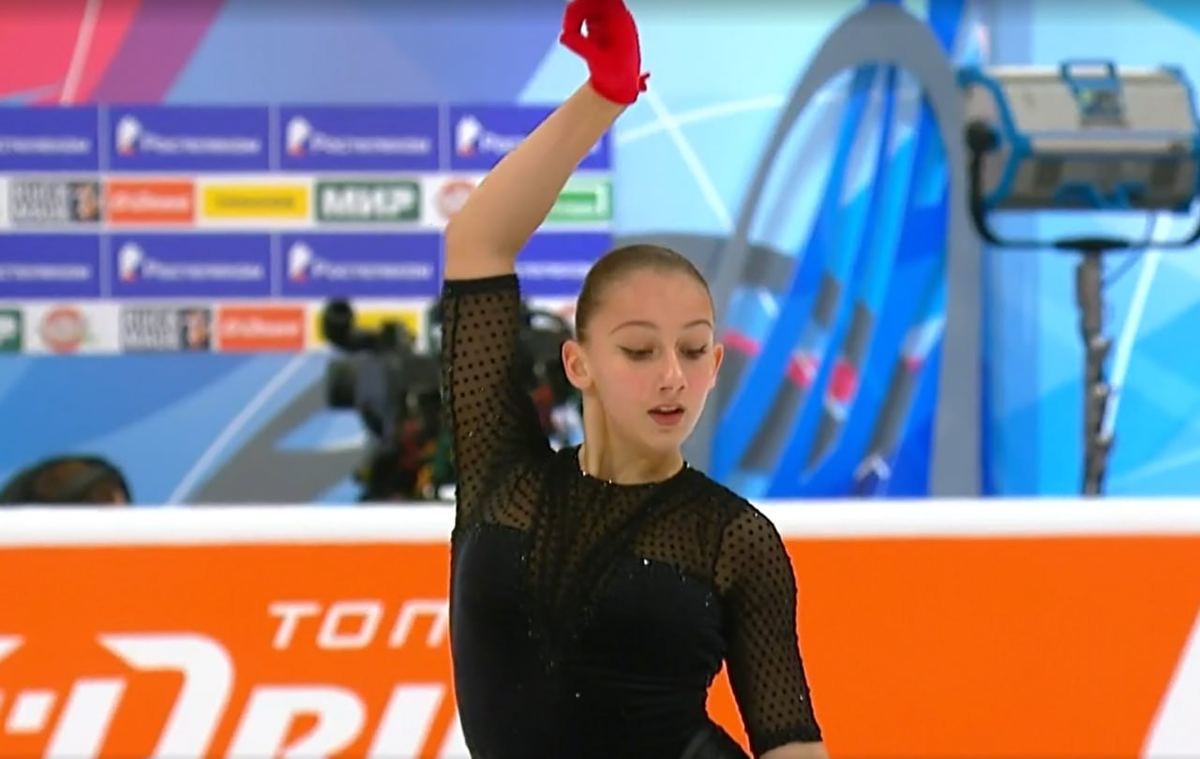 Финская фигуристка 2023. Сотскова фигуристка фото. Падение фигуристки марии. Падение фигуристки марии. Падение фигуристки марии.