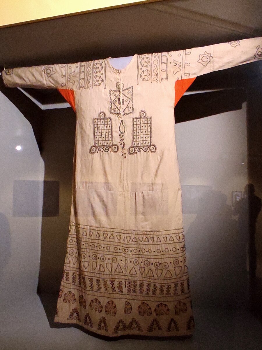 Женский костюм к балету Стравинского И.Ф. Весна священная. 1913.