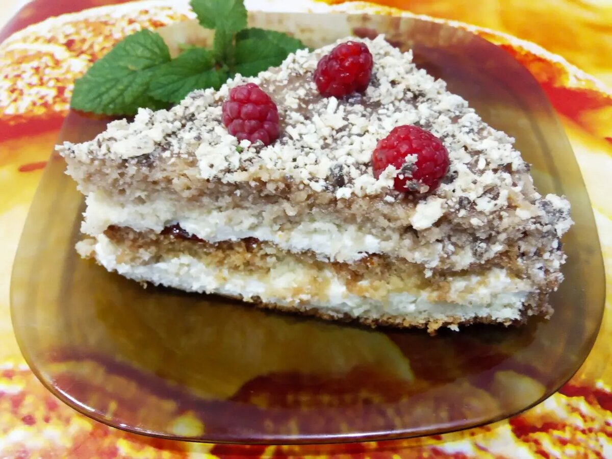 Бисквитный торт с масляным кремом