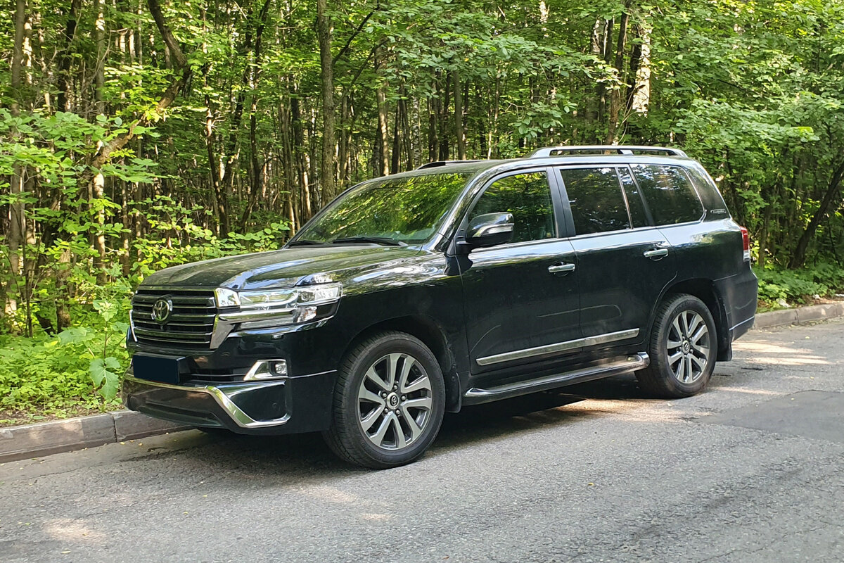 Toyota Land Cruiser 200